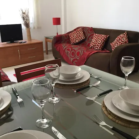 Apartman Poolside 2 Bedroom Apt, Riviera, Universal Area Paphos